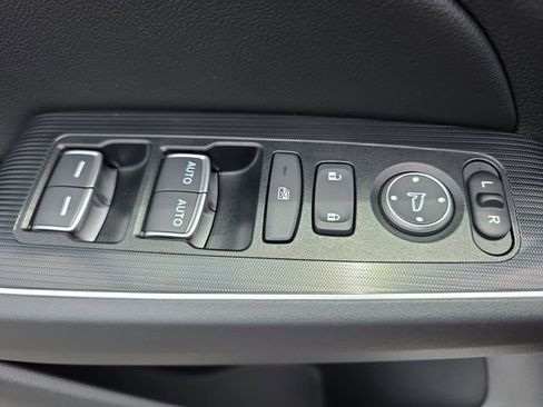 Used 2025 Honda Civic Sport image 28