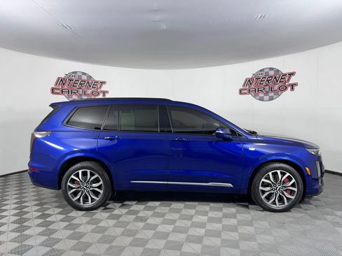 Used 2023 Cadillac XT6 Sport w/ Platinum Package AWD/4WD image 8