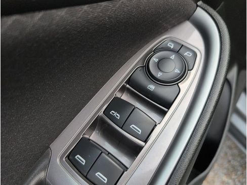 Used 2024 Chevrolet Malibu LT image 12