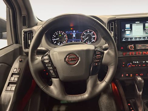 Used 2025 Nissan Frontier PRO-4X w/ Pro Premium Package image 13
