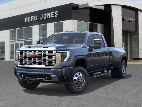 New 2026 GMC Sierra 3500 Denali w/ Denali Reserve Package AWD/4WD image 6
