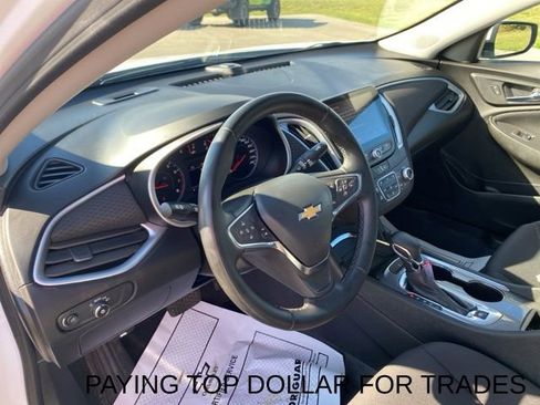 Used 2023 Chevrolet Malibu LT image 13
