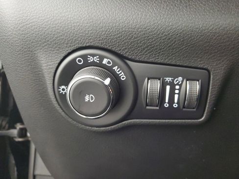 New 2026 Jeep Compass Latitude image 25