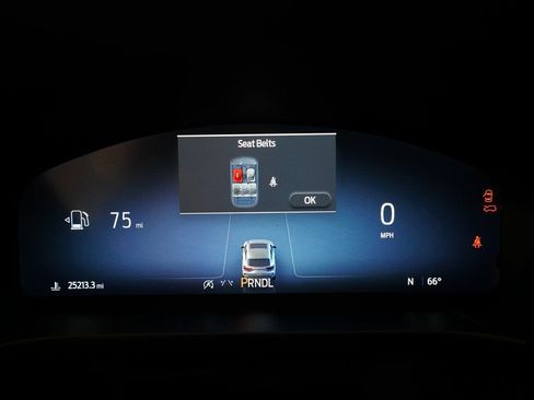 Used 2023 Ford Escape Platinum image 2