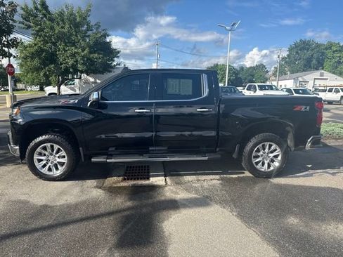 Used 2021 Chevrolet Silverado 1500 LTZ w/ Safety Package II AWD/4WD image 3