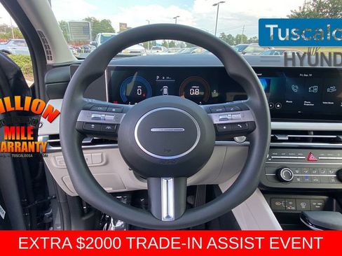 New 2026 Hyundai Tucson SE image 15