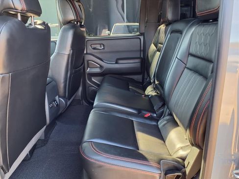 Used 2023 Nissan Frontier PRO-4X w/ Pro-4X Premium Package image 9