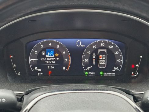 Used 2022 Honda Civic Sport Touring image 4