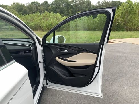 Used 2019 Buick Envision Essence image 20