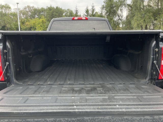 Used 2018 Chevrolet Silverado 1500 LT w/ All Star Edition AWD/4WD image 24
