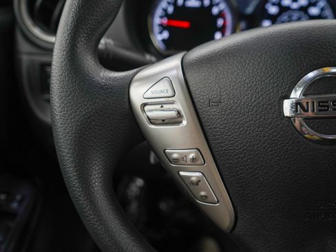 Used 2019 Nissan Versa SV FWD image 19