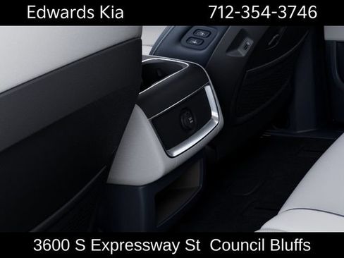 New 2026 Kia Carnival EX FWD image 28