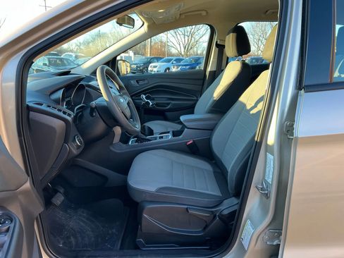 Used 2017 Ford Escape S image 16