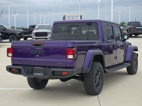 New 2026 Jeep Gladiator Sport AWD/4WD image 5