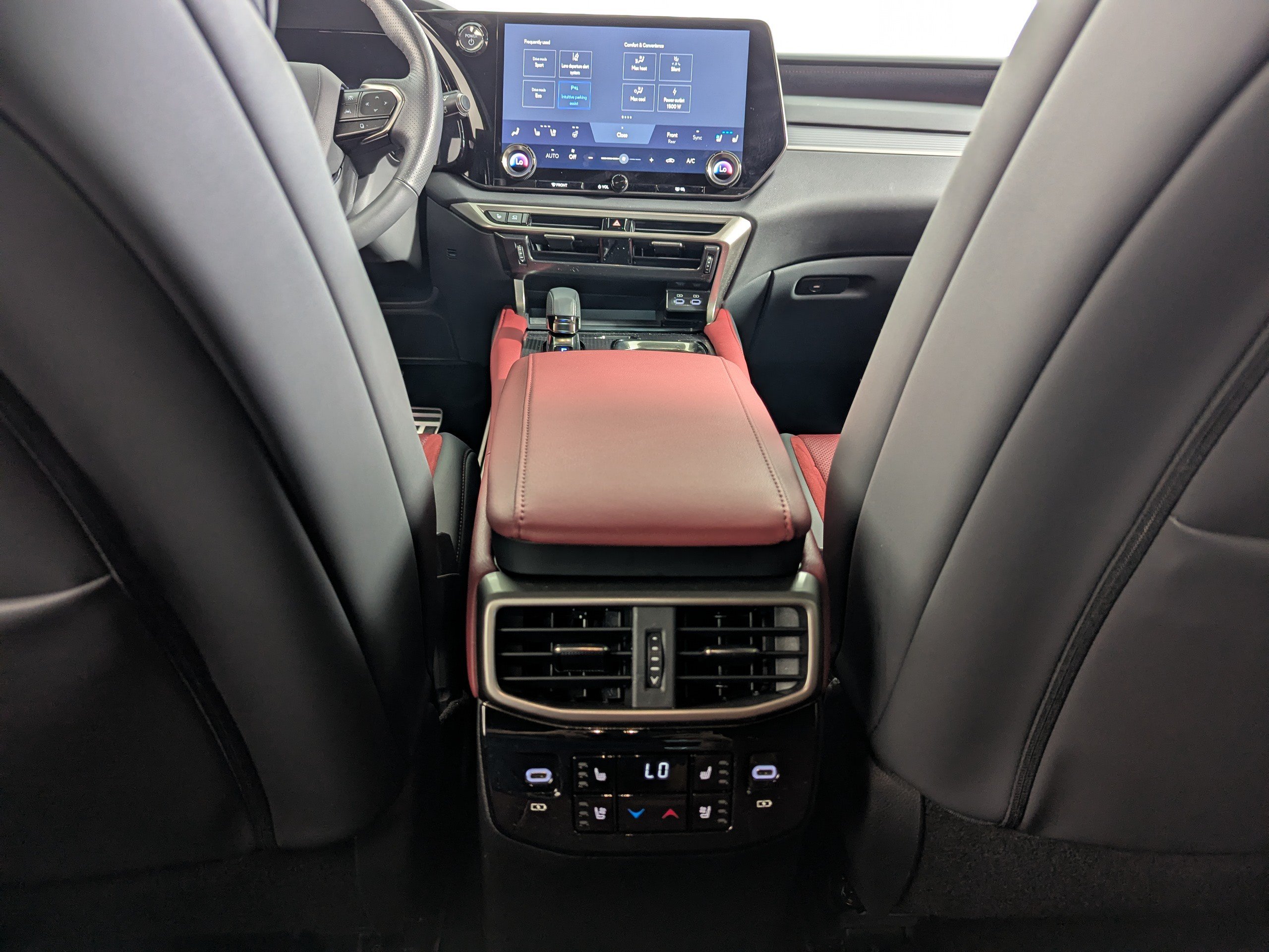 Used 2024 Lexus RX 500h F Sport w/ Convenience Package AWD/4WD image 13