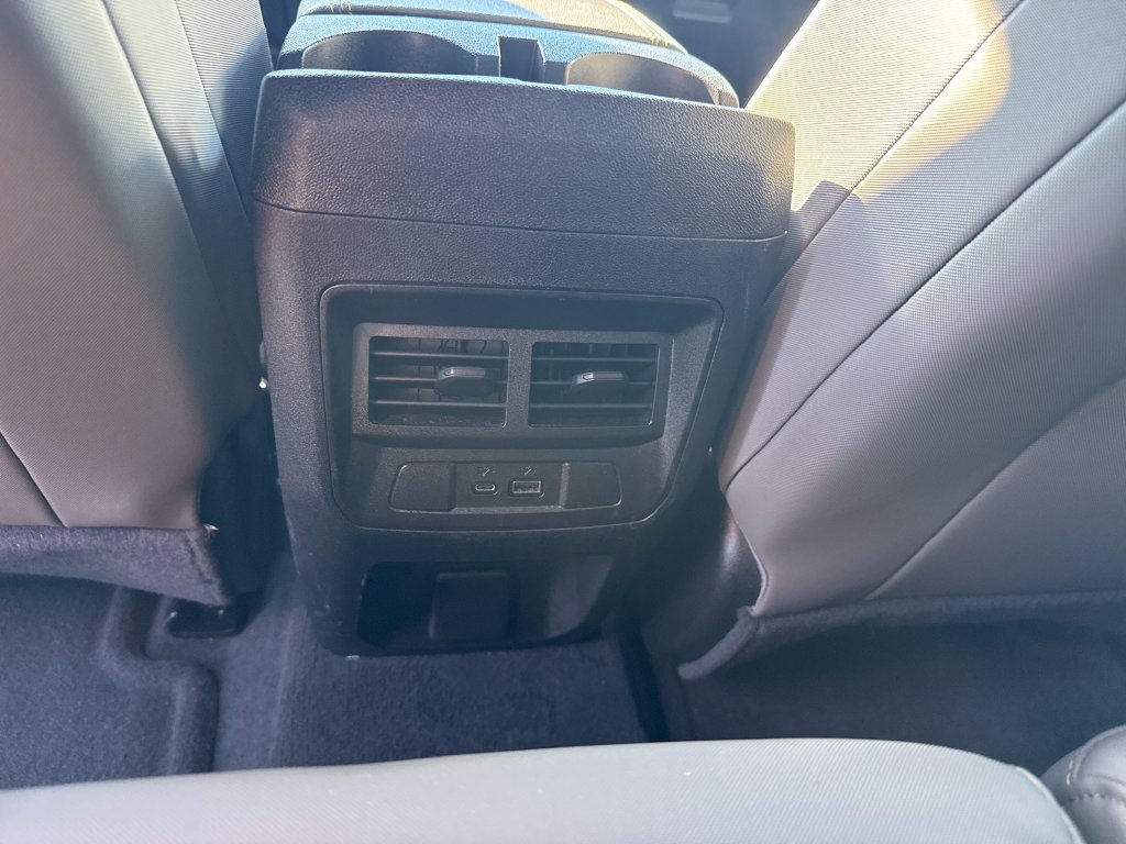 Used 2024 Chevrolet Colorado ZR2 w/ Technology Package AWD/4WD image 29