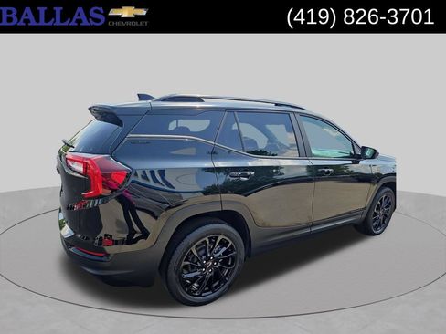 Certified 2023 GMC Terrain SLE w/ Driver Convenience Package AWD/4WD image 5