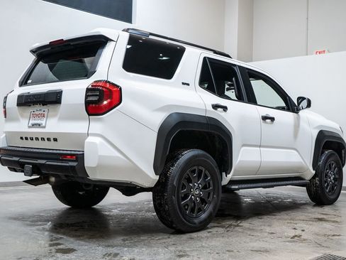 Certified 2025 Toyota 4Runner SR5 image 7
