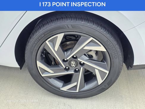 Used 2025 Hyundai Elantra Sport FWD image 10
