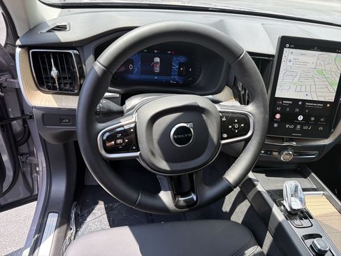 Certified 2026 Volvo XC60 B5 Plus AWD/4WD image 18