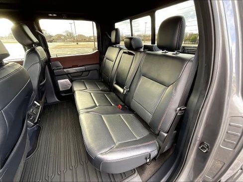 Certified 2022 Ford F150 Lariat w/ Equipment Group 502A High image 18