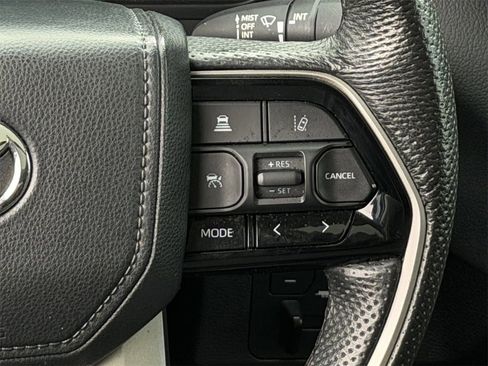 Used 2024 Toyota Tundra Limited image 14