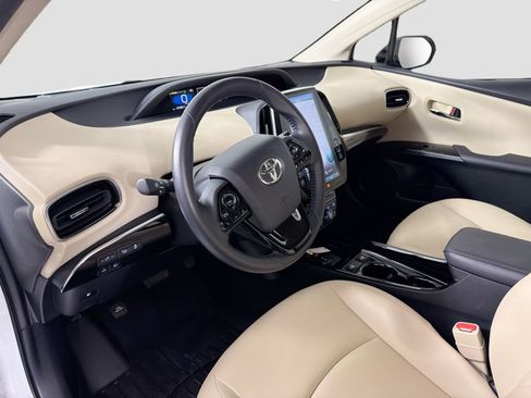 Used 2022 Toyota Prius Limited image 10