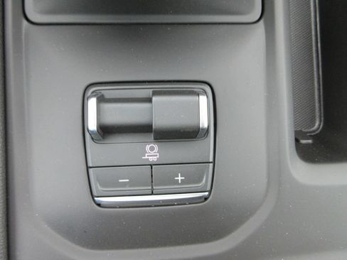 New 2026 GMC Sierra 1500 AT4 w/ AT4 Premium Package AWD/4WD image 23