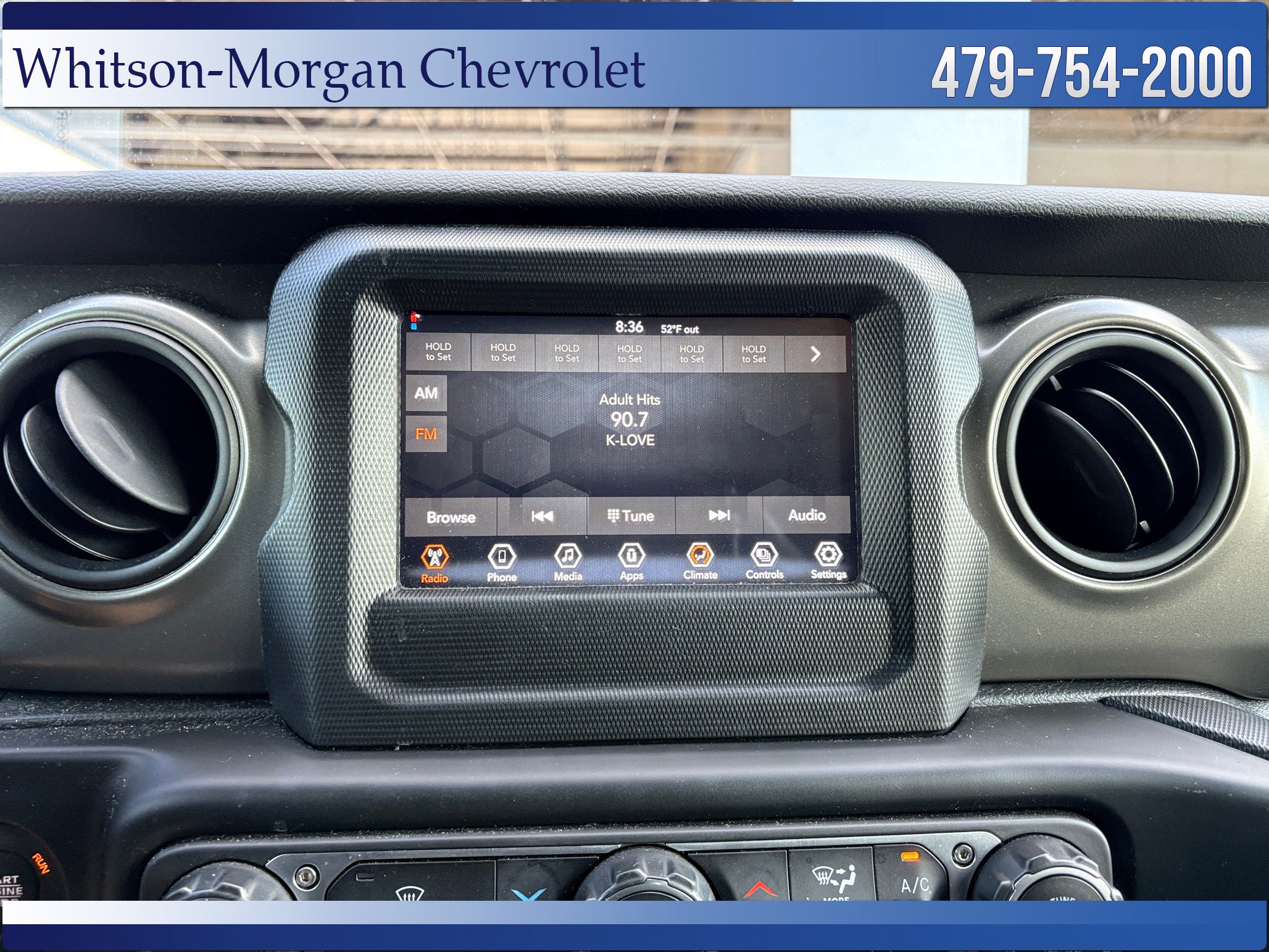 Used 2023 Jeep Gladiator Sport AWD/4WD image 28