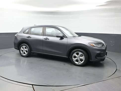 Certified 2023 Honda HR-V LX image 8