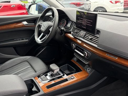 Used 2023 Audi Q5 2.0T Premium w/ Convenience Package AWD/4WD image 20