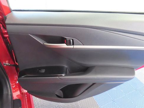 Used 2025 Toyota Camry LE FWD image 31