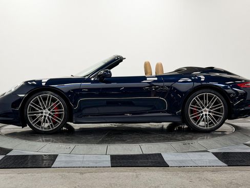 Used 2018 Porsche 911 Carrera S RWD image 6