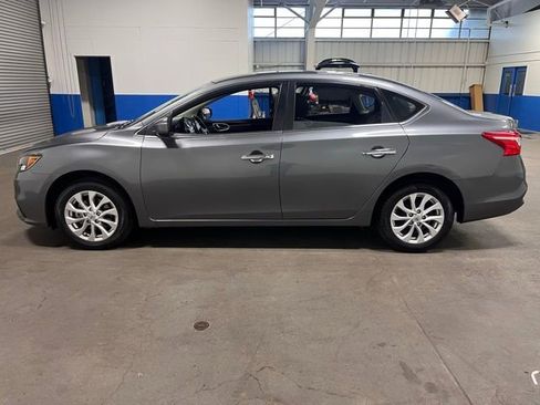 Used 2019 Nissan Sentra SV image 6