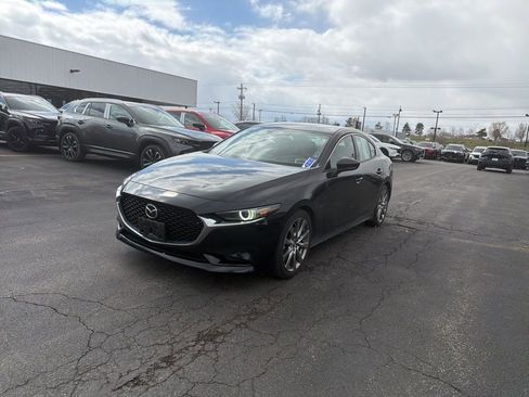 Used 2022 MAZDA MAZDA3 s image 3