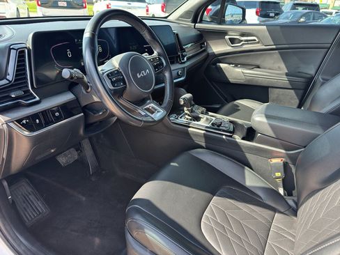 Used 2023 Kia Sportage X-Line AWD/4WD image 14