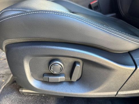 Used 2024 Jaguar E-PACE R-Dynamic SE AWD/4WD image 15
