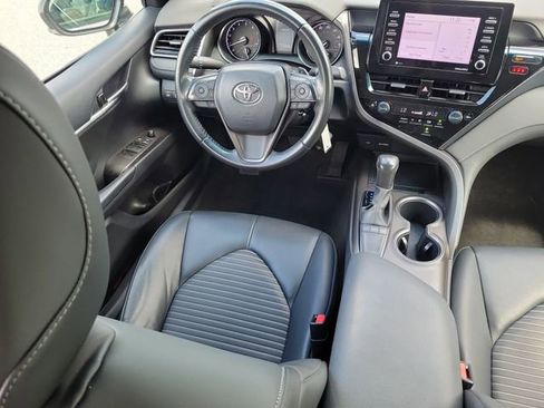 Used 2023 Toyota Camry SE FWD image 13