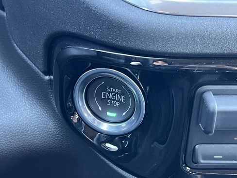 New 2025 Chevrolet Silverado 1500 LT Trail Boss w/ Convenience Package II image 8