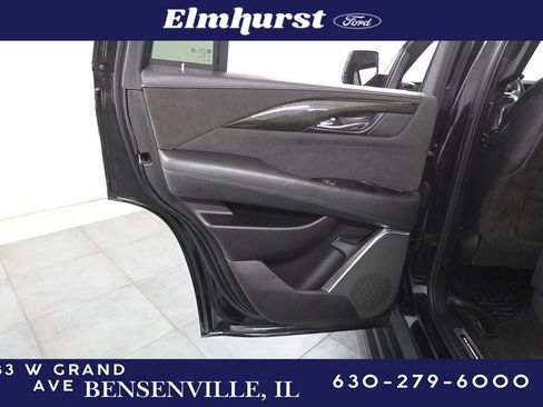 Used 2020 Cadillac Escalade Platinum w/ Escalade Sport Edition image 23