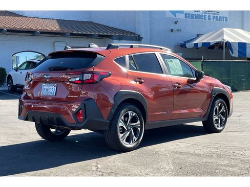 Certified 2025 Subaru Crosstrek 2.0i Premium w/ Crosstrek Mirror Package image 5