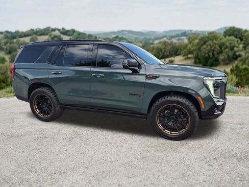 Used 2026 GMC Yukon AT4 Ultimate AWD/4WD image 14