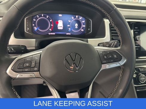 Used 2023 Volkswagen Atlas Cross Sport SE image 17