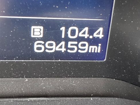 Used 2022 Subaru Ascent Premium w/ Convenience Package AWD/4WD image 15