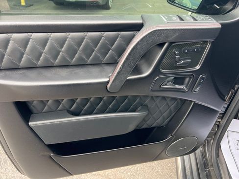 Used 2017 Mercedes-Benz G 63 AMG 4MATIC image 25