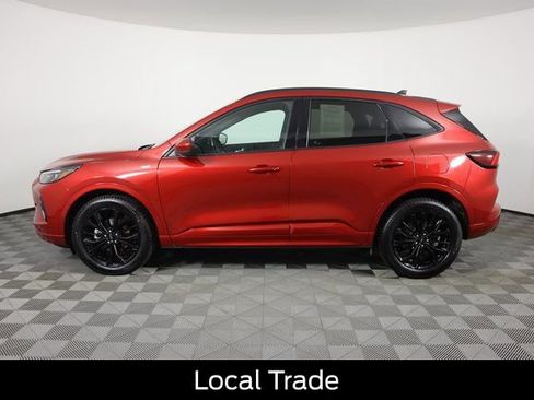 Certified 2023 Ford Escape ST-Line Elite AWD/4WD image 9