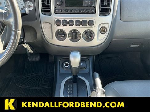 Used 2007 Ford Escape 4WD Hybrid image 11