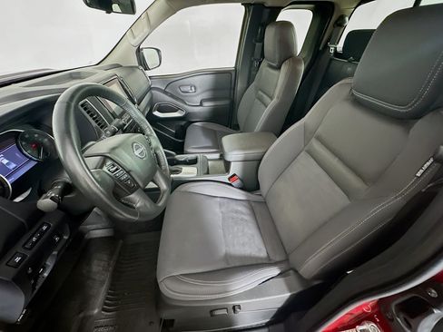 Used 2023 Nissan Frontier SV w/ SV Convenience Package AWD/4WD image 13