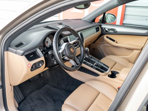 Used 2017 Porsche Macan S w/ Premium Package Plus AWD/4WD image 8