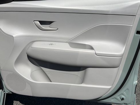 Used 2024 Hyundai Kona SEL FWD image 14